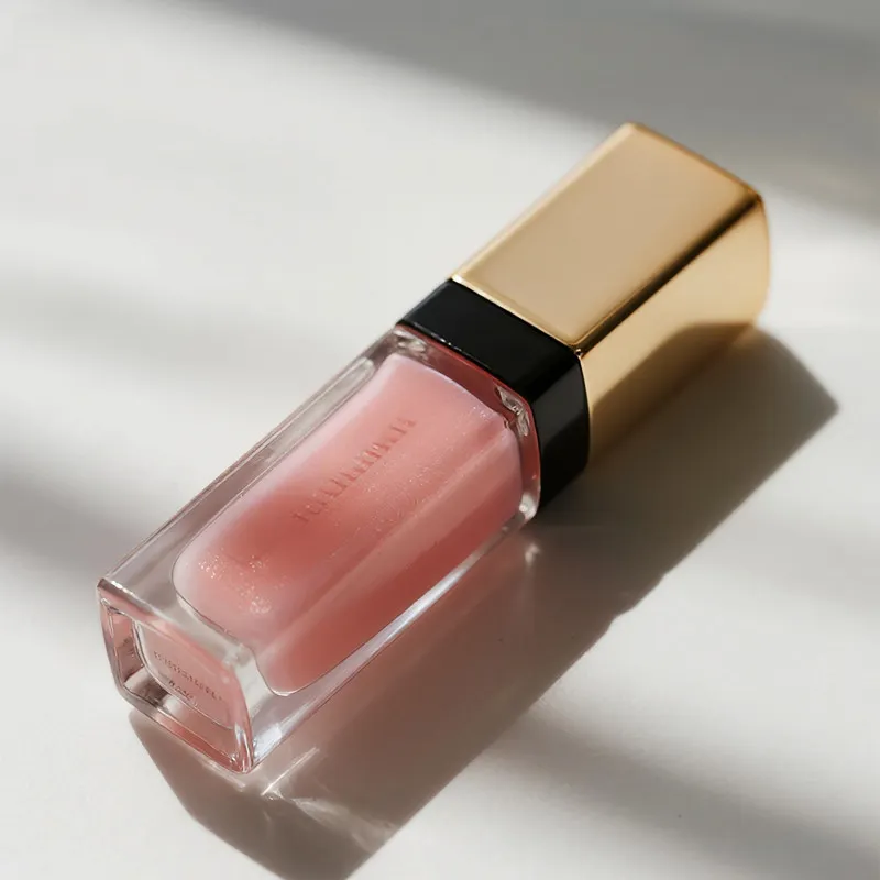 Доставки за гланц за устни в Китай